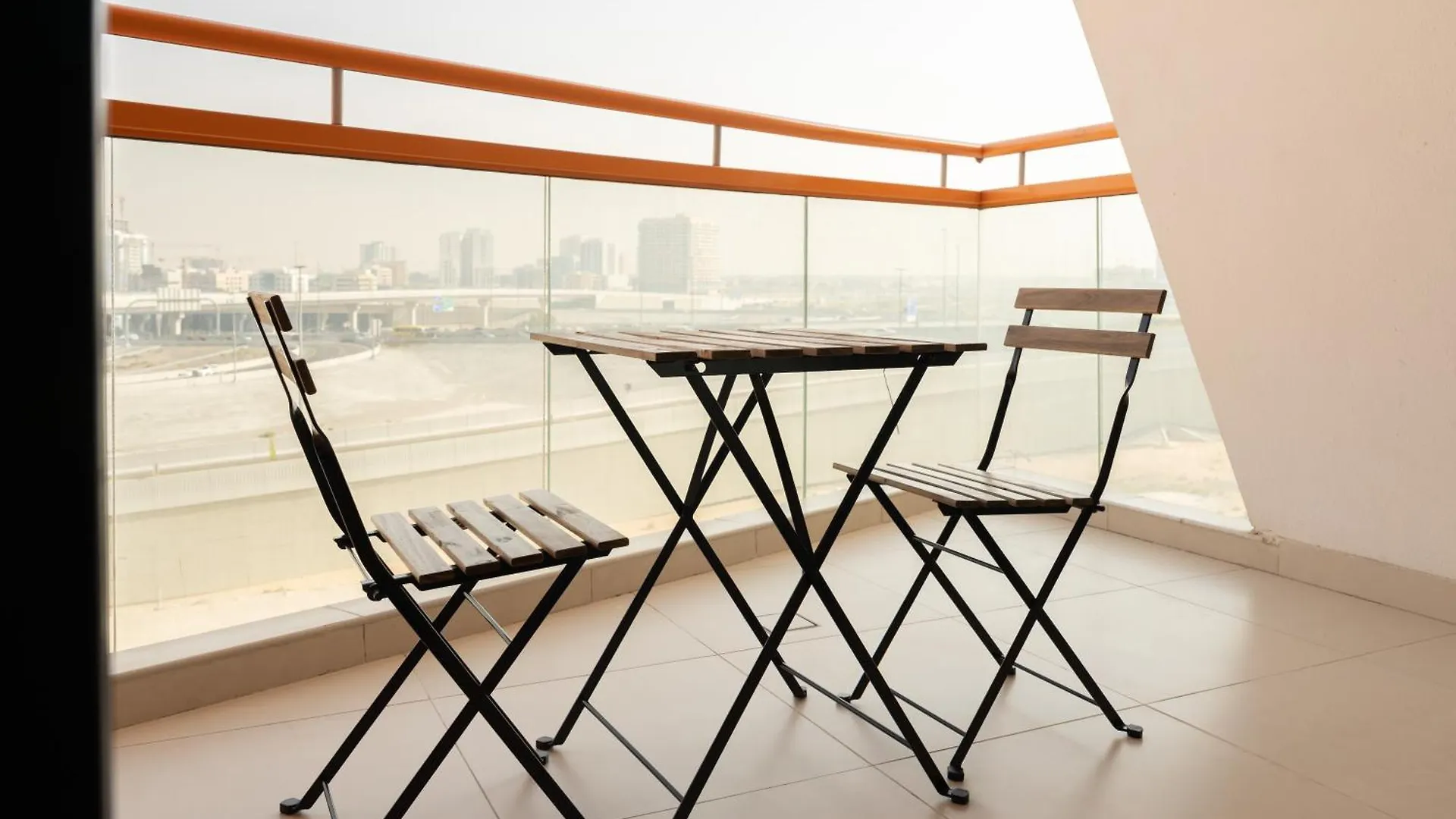 Trendy Studio Apartment In Binghatti Crystals Dubai United Arab Emirates